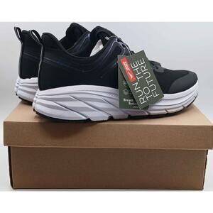 NWB&T Grand Attack ZT619 Men's Road running/walking shoes. BK/White. Size 11.